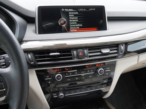 Used 2015 BMW X5 xDrive35i AWD/4WD image 24