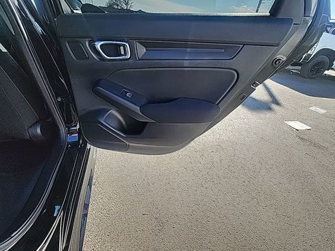 Used 2025 Honda Civic Sport image 28