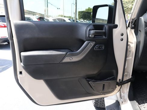 Used 2016 Jeep Wrangler Unlimited Sport w/ Quick Order Package 24S AWD/4WD image 10