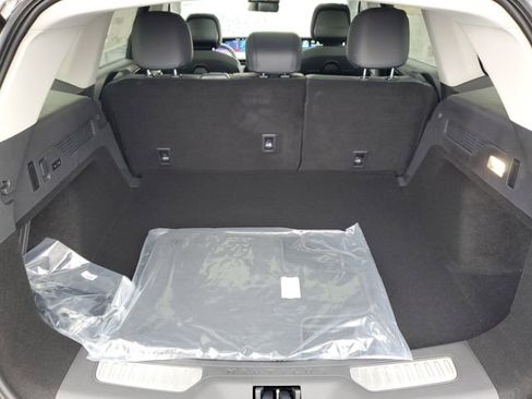 New 2026 Lincoln Nautilus Premier w/ Equipment Group 102A image 35