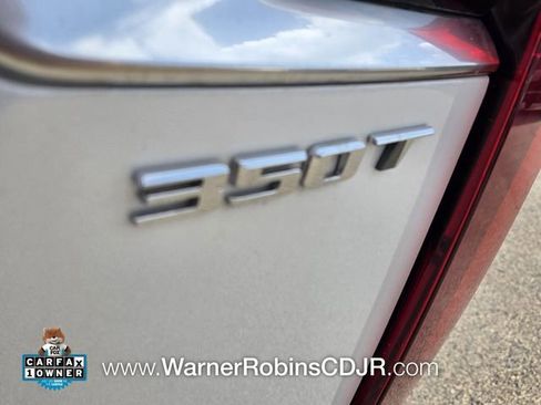 Used 2024 Cadillac XT6 Luxury FWD image 12