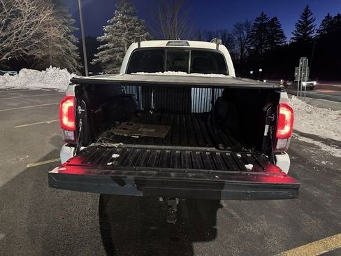 Used 2021 Toyota Tacoma SR image 10