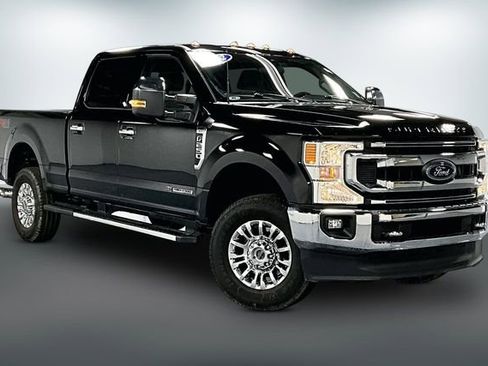 Used 2022 Ford F250 XLT w/ XLT Premium Package AWD/4WD image 1