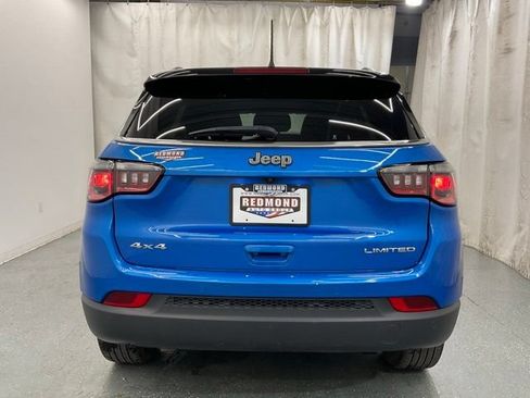Used 2025 Jeep Compass Limited AWD/4WD image 6