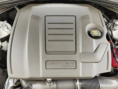 Used 2026 Jaguar F-PACE R-Dynamic S image 22