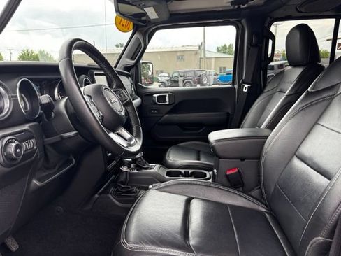Used 2021 Jeep Wrangler Unlimited Sahara AWD/4WD image 21