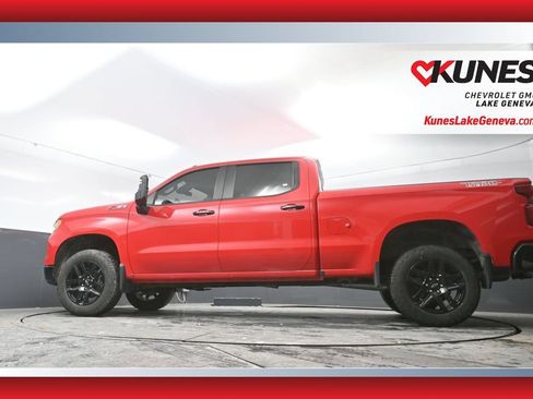 Used 2024 Chevrolet Silverado 1500 LT Trail Boss w/ Convenience Package II AWD/4WD image 48