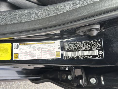 Certified 2024 Toyota Corolla LE image 30