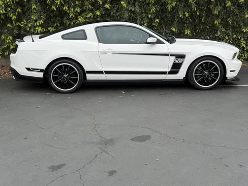 Used 2012 Ford Mustang Boss 302 w/ Boss 302 Accessory Pkg image 7