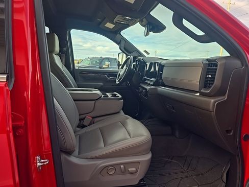 Used 2024 Chevrolet Silverado 2500 LTZ image 26