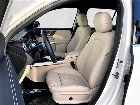 Used 2025 Mercedes-Benz GLB 250 GLB 250 image 27