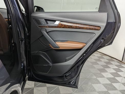 Used 2018 Audi Q5 Prestige w/ Prestige Package image 41