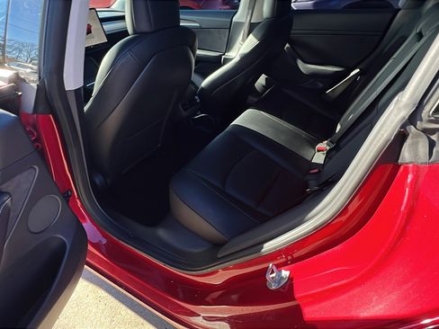 Used 2023 Tesla Model 3 Performance image 24