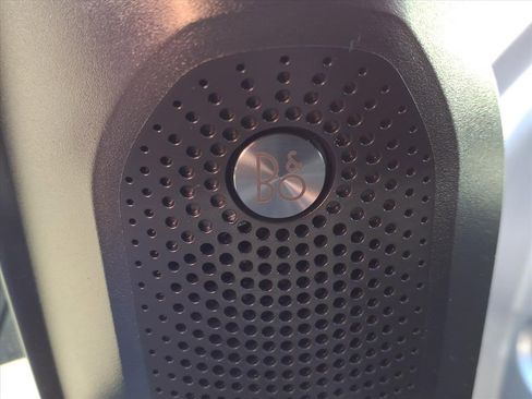 Used 2019 Ford Ranger Lariat w/ Equipment Group 501A Mid image 18