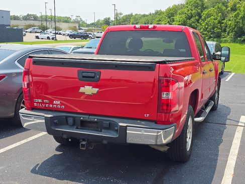 Used 2009 Chevrolet Silverado 1500 2WD Crew Cab w/ Safety Package image 2