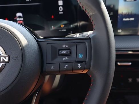 New 2025 Nissan Kicks SR image 27