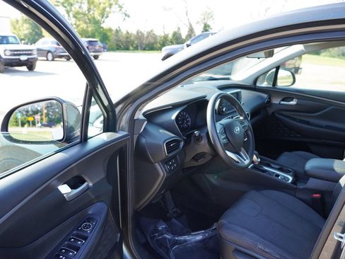Used 2019 Hyundai Santa Fe SE AWD/4WD image 14