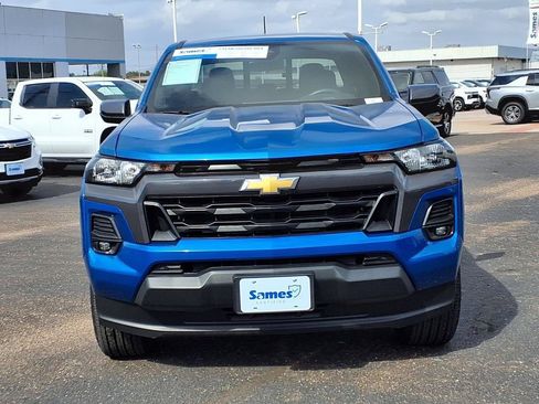 Used 2024 Chevrolet Colorado LT w/ LT Convenience Package RWD image 2
