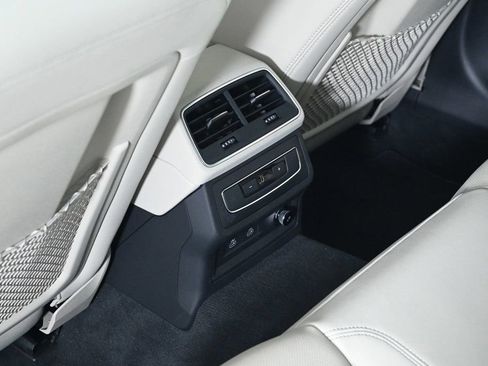 Certified 2025 Audi A6 3.0T Premium w/ Convenience Plus Package image 18