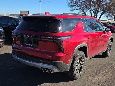 New 2026 Chevrolet Traverse Z71 w/ Enhanced Driving Package image 4