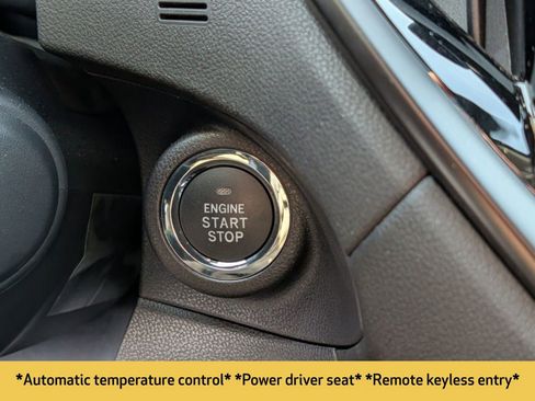 Used 2025 Subaru Ascent Bronze Edition w/ Onyx Package image 10