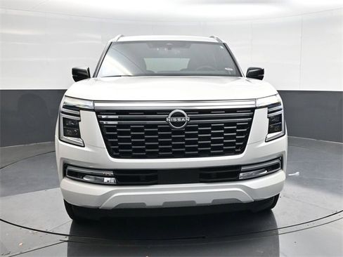 Used 2025 Nissan Armada SL w/ Captain's Chari Seat Package image 8