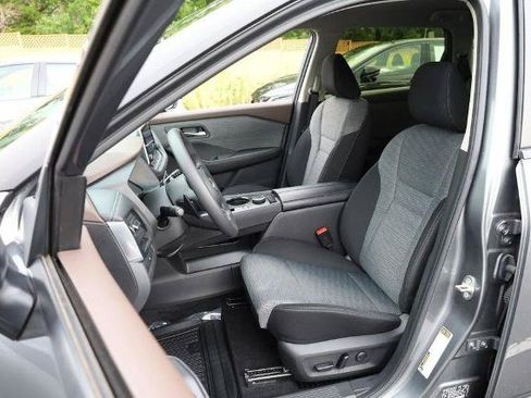 Certified 2023 Nissan Rogue SV AWD/4WD image 7