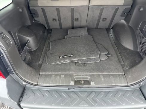 Used 2015 Nissan Xterra X image 27