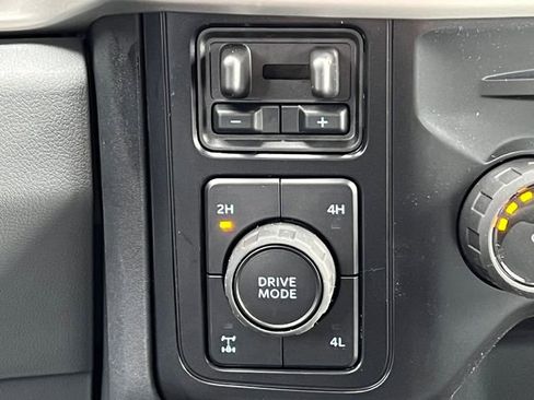 New 2026 Ford F250 XLT w/ XLT Premium Package image 37