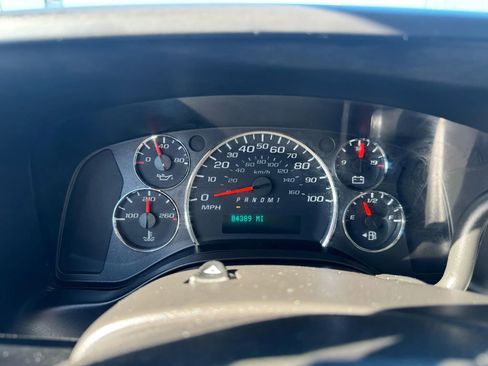 Used 2014 Chevrolet Express 2500 LS image 45