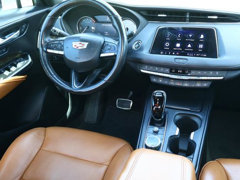 Used 2022 Cadillac XT4 Sport FWD image 15