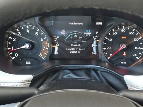Used 2025 Jeep Compass Limited AWD/4WD image 29