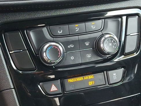 Certified 2022 Buick Encore Preferred w/ Safety Package image 19