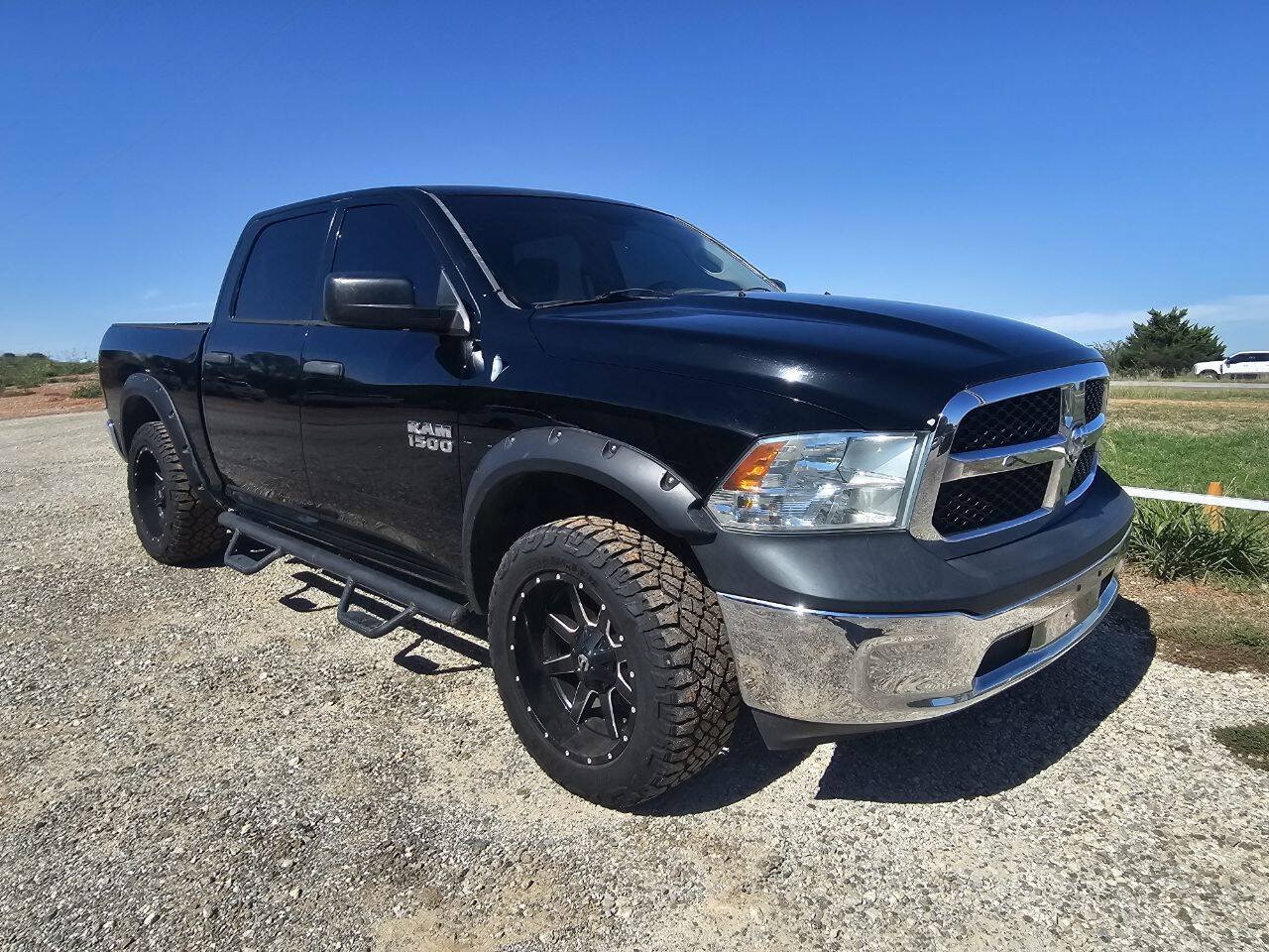 Used 2013 RAM 1500 ST w/ SXT Appearance Group AWD/4WD image 4