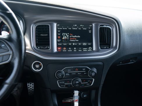 Used 2020 Dodge Charger Scat Pack image 30