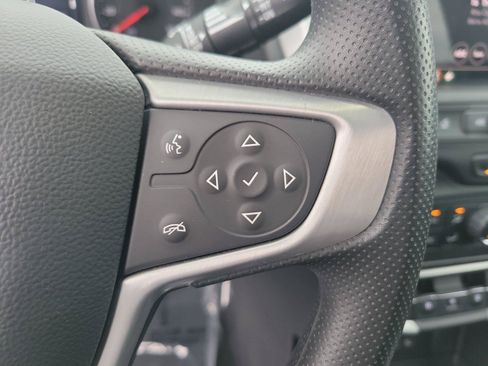 Used 2024 GMC Terrain SLE w/ Driver Convenience Package FWD image 25
