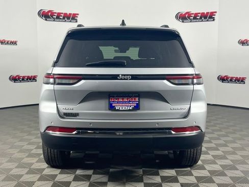 New 2025 Jeep Grand Cherokee Laredo X w/ Luxury Tech Group I image 6