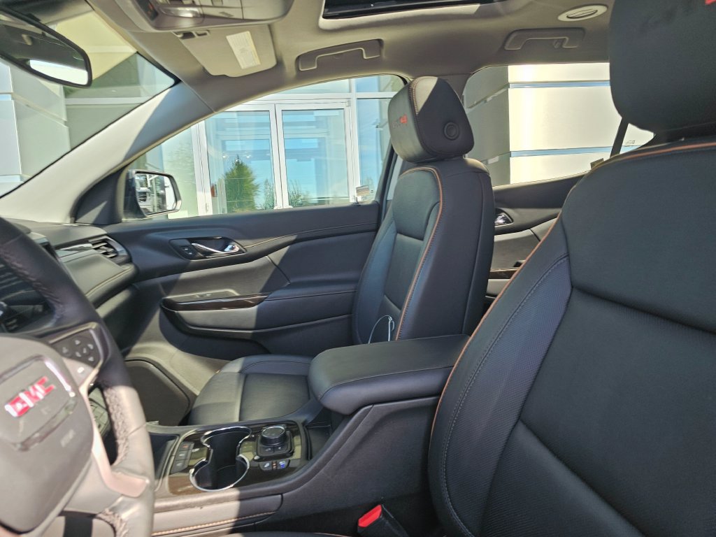 Used 2023 GMC Acadia AT4 w/ Technology Package AWD/4WD image 21