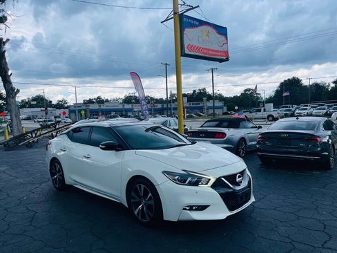 Used 2017 Nissan Maxima 3.5 SL FWD image 1