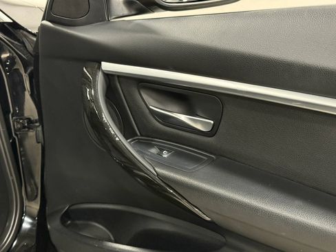 Used 2017 BMW 330i Sedan RWD image 43