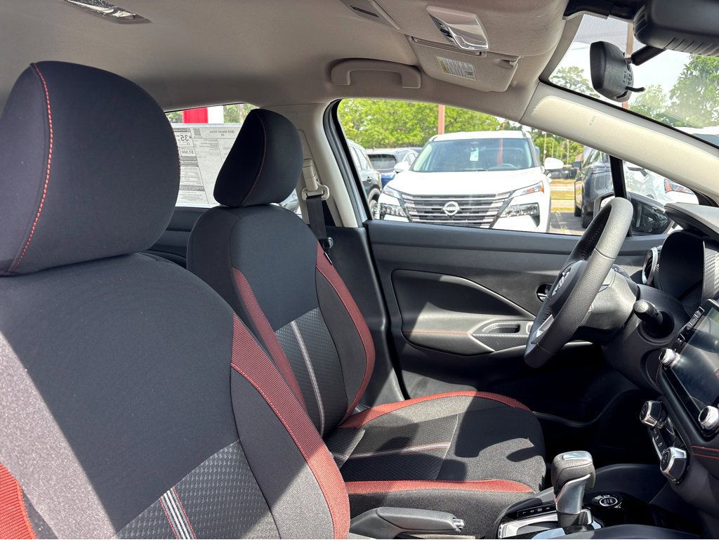 New 2025 Nissan Versa SR w/ Trunk Package FWD image 12