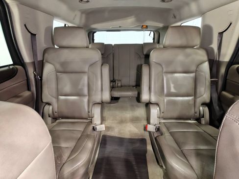Used 2017 GMC Yukon SLT w/ Open Road Package AWD/4WD image 25