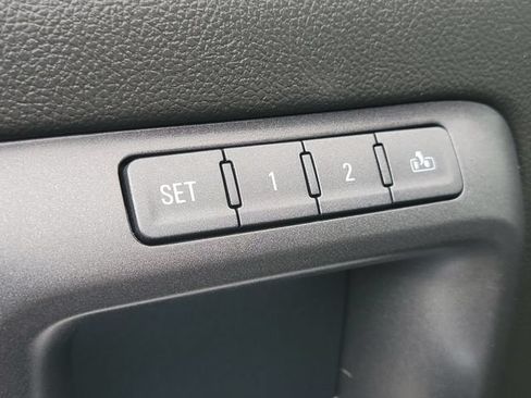 Used 2018 GMC Sierra 1500 Denali AWD/4WD image 25