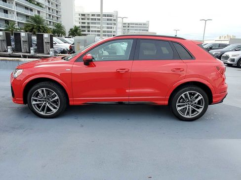 Certified 2024 Audi Q3 2.0T Premium w/ Convenience Package image 3
