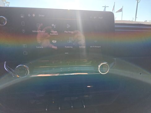 Used 2024 Chevrolet Colorado Trail Boss w/ Technology Package image 19