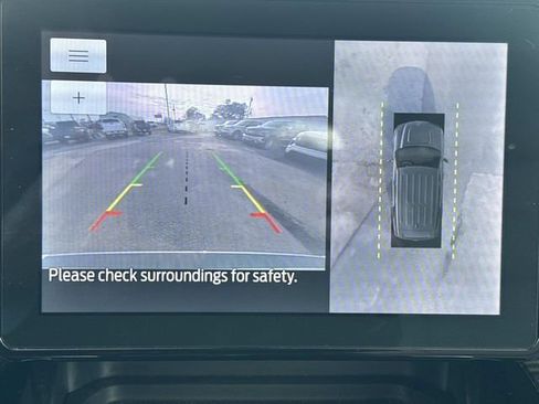 Used 2021 Ford Explorer Limited image 18