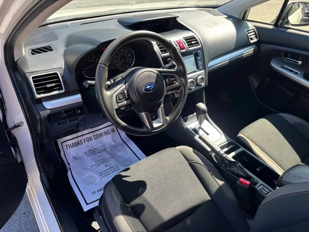Used 2017 Subaru Crosstrek 2.0i Premium AWD/4WD image 2