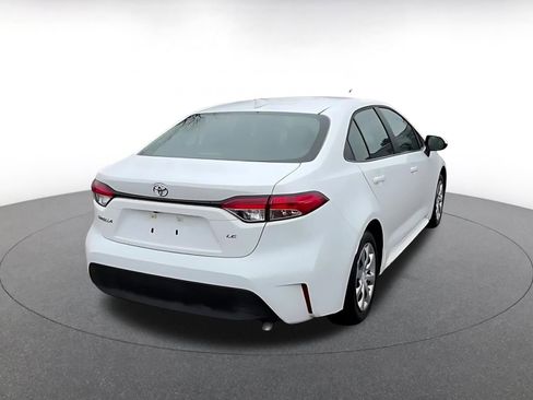 Used 2025 Toyota Corolla LE image 15