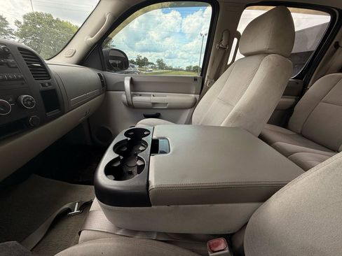 Used 2009 GMC Sierra 1500 SLE w/ Power Pack Plus RWD image 20