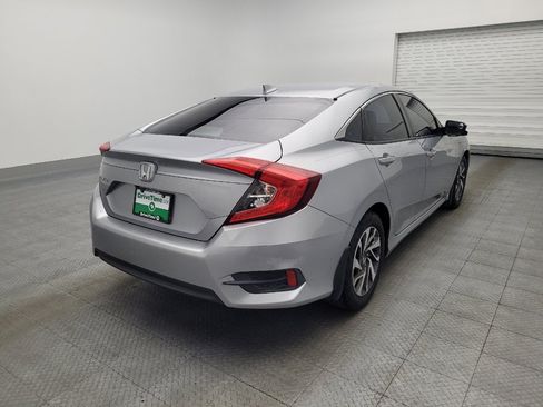 Used 2018 Honda Civic EX image 9